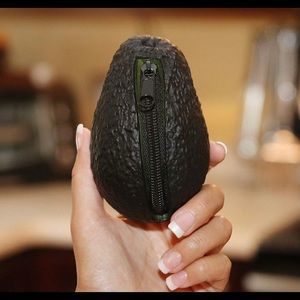 Avocado wallet for Cam